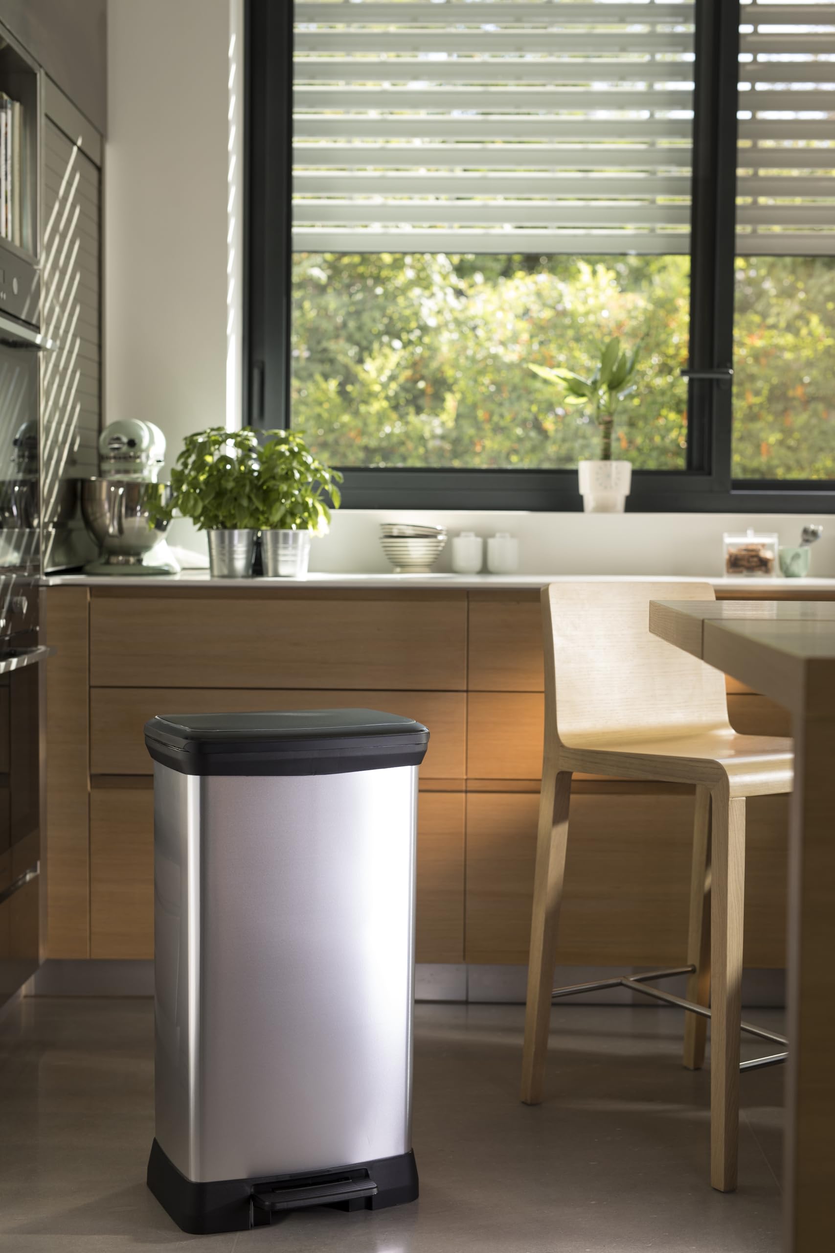 CURVER Metal Effect 70% Recycled Kitchen Pedal Touch Deco Bin 50 Litres - Silver